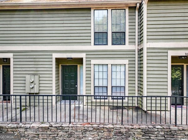 3018 Steeplechase, Alpharetta