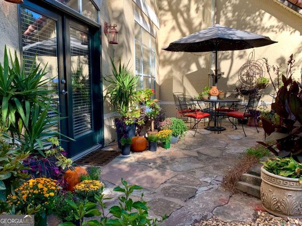 955 Juniper Street, Atlanta