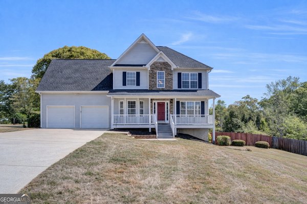 85 Flint Knl, Douglasville