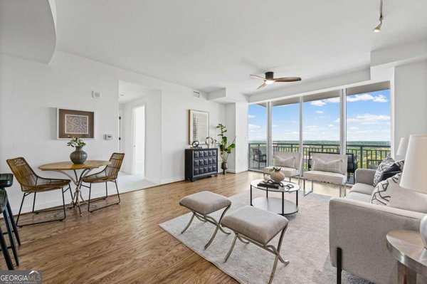 3338 Peachtree Road, Atlanta