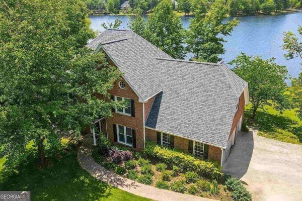 75 Spring Ridge Court, Newnan