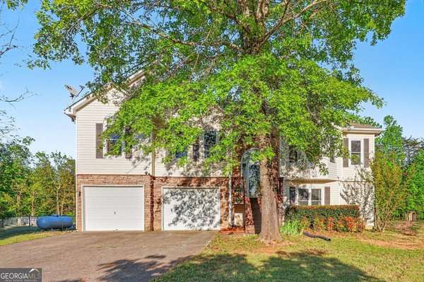 65 Indian Hills Drive, Rydal