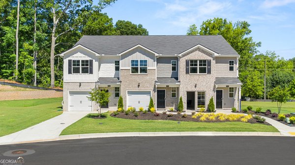 208 Kenmore Circle Perry