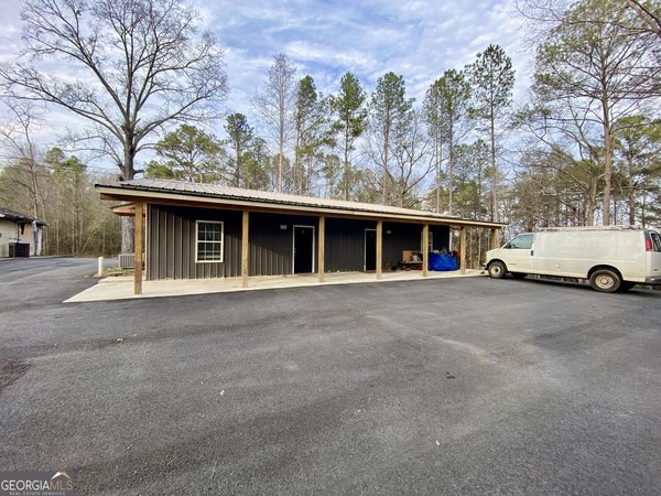 21 Old Carrollton Road Newnan