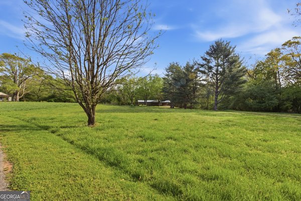 6668 Belton Bridge Road, Lula