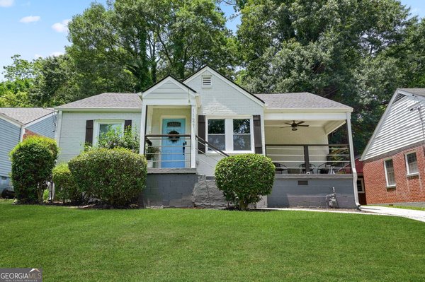 1127 Cascade Road, Atlanta