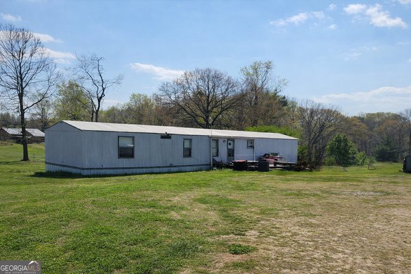 214 Homer Stephens Road, Cornelia