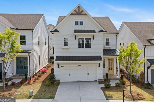 637 Skytop Drive Cumming