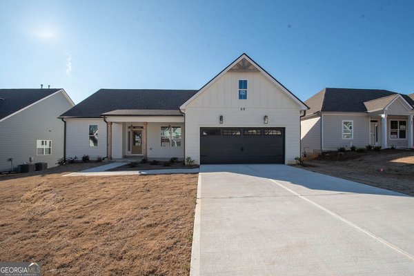 69 Oakhurst Trail Sharpsburg