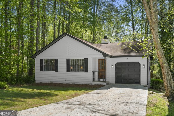 8363 Norris Lake Road, Snellville