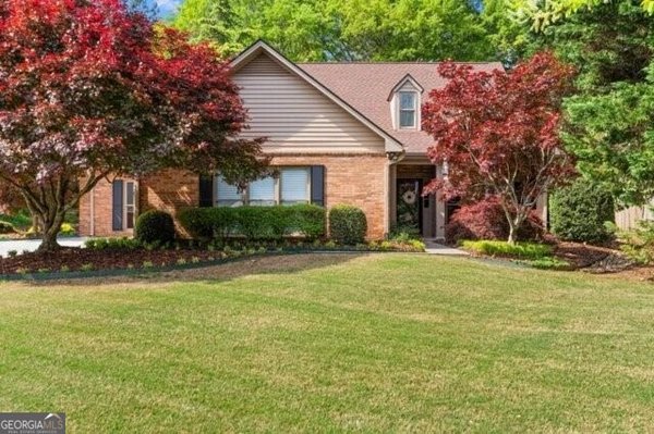 215 Farm Grove Trace, Alpharetta