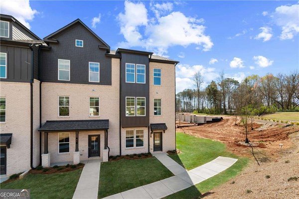 2602 Daybreak Lane Newnan