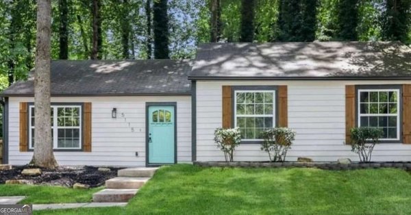 5115 Martins Crossing Stone Mountain