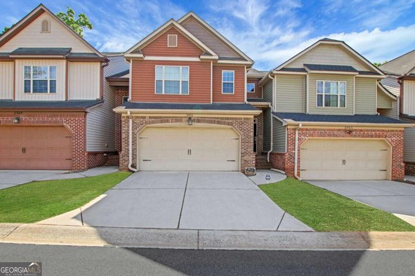 2951 Oshields Court Marietta