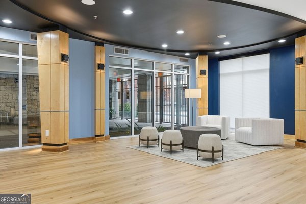 390 17th Street, Atlanta