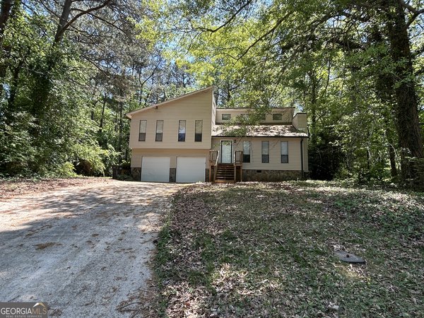 5955 Sutton Place, Douglasville