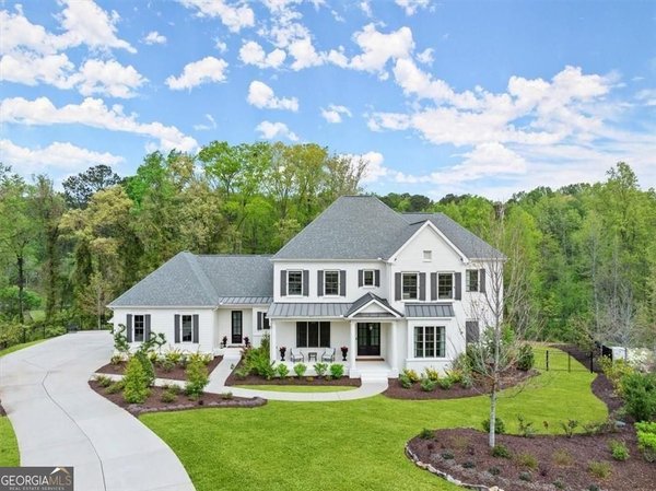 1080 Kent Crt., MILTON