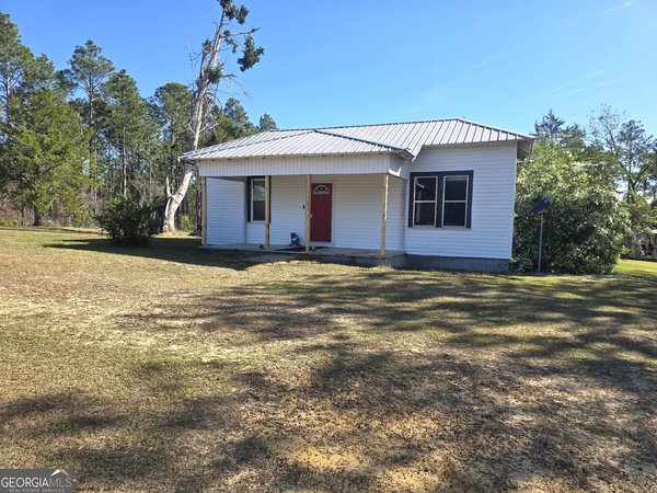 2257 Harden Chapel Road, Lyons