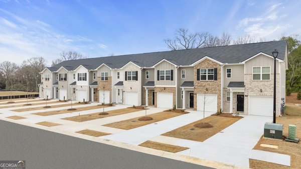 210 Kenmore Circle Perry