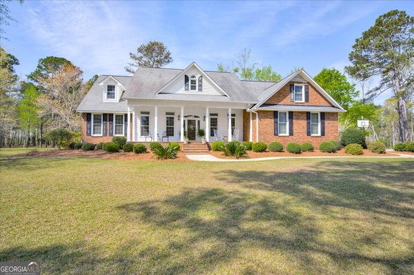 1490 Country Club Circle Wrens