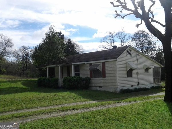 8799 Pleasant Hill Road Lithonia