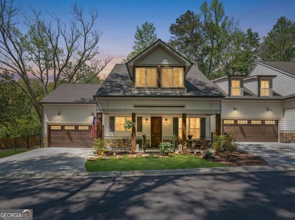 3003 Holly Street, Holly Springs