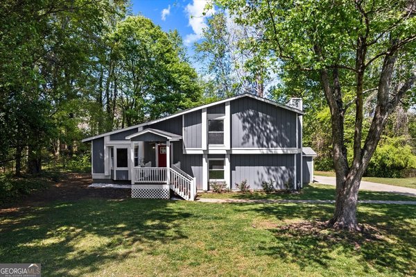 2592 Twin Oaks Drive, Marietta