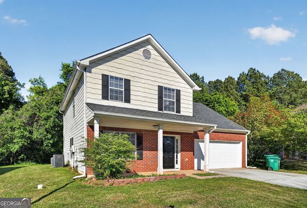 2404 Raven Circle Lithonia