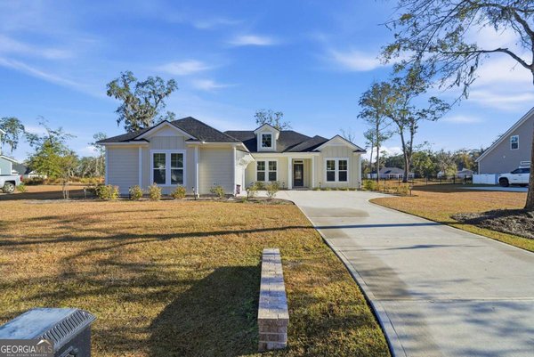 390 Harbour Island Circle, Waverly