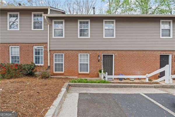 7750 Roswell Road, Atlanta