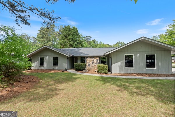 200 Swanson Ridge Peachtree City