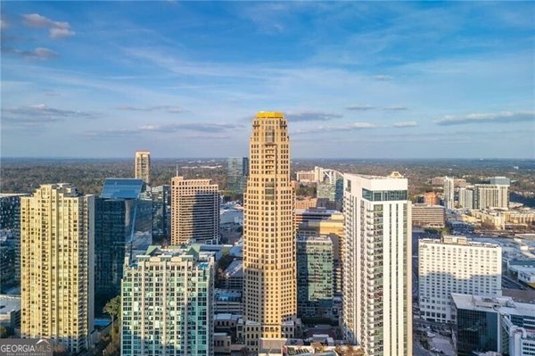 3376 Peachtree Road, Atlanta