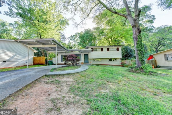 3458 Chestnut Drive, Atlanta