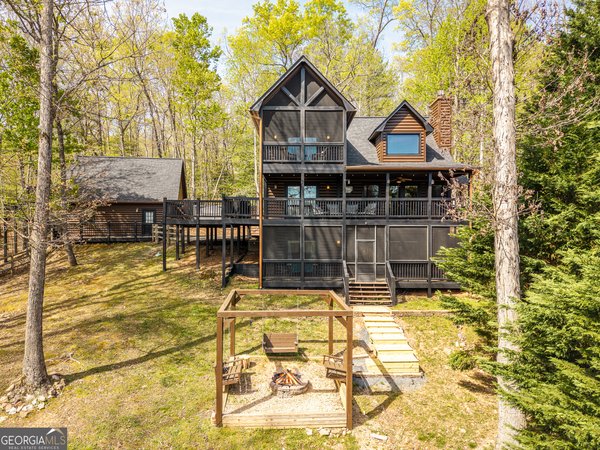 165 Christian Crossing, Morganton