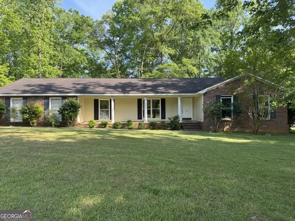 3718 Sussex Dr, Milledgeville