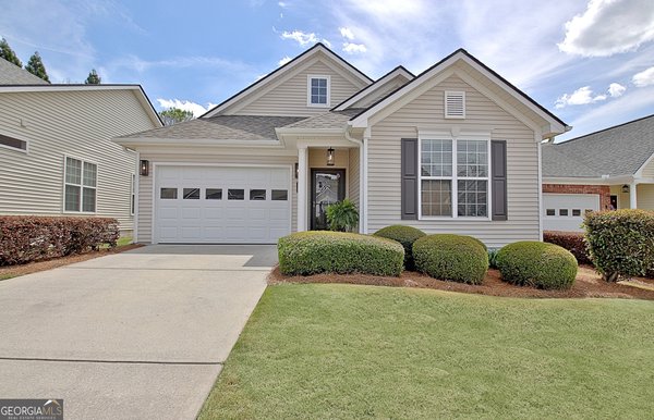 10 Hampshire Lane Newnan