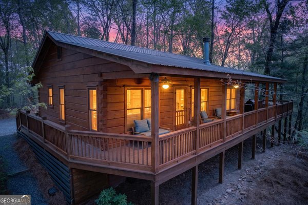 122 N Moreland Drive, Blue Ridge