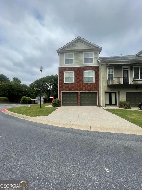 6035 Brookside Oak Circle Norcross