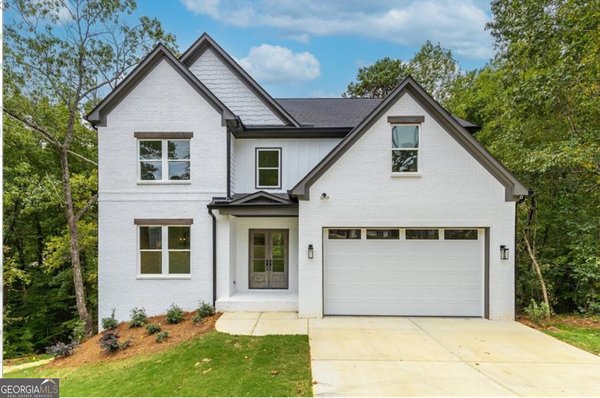 6181 Shoreland Circle, Buford