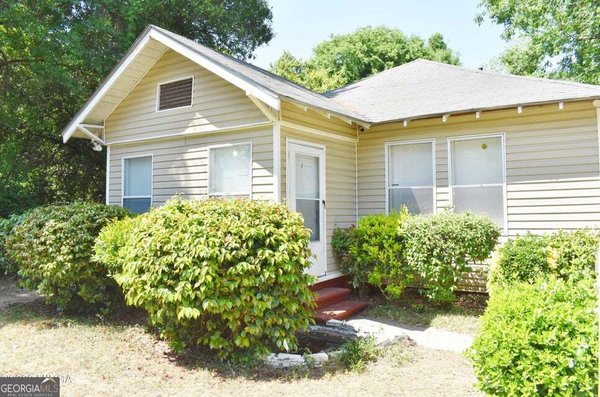 575 Cleveland Street, Macon