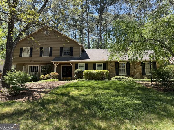 3644 Meadow Chase Drive Marietta
