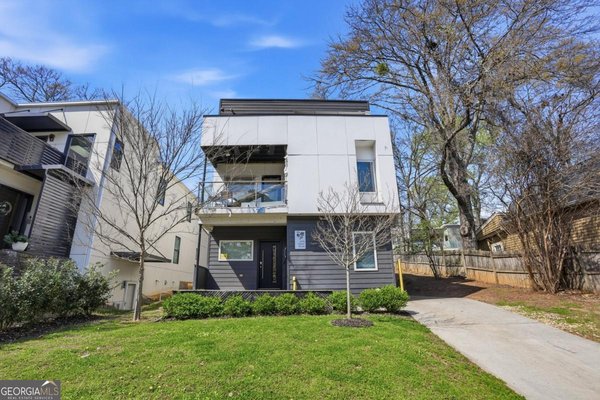 1076 Center Street, Atlanta