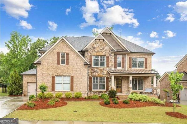 735 Deer Hallow Trace, Suwanee