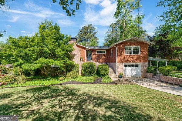 3848 Carlton Drive, Atlanta