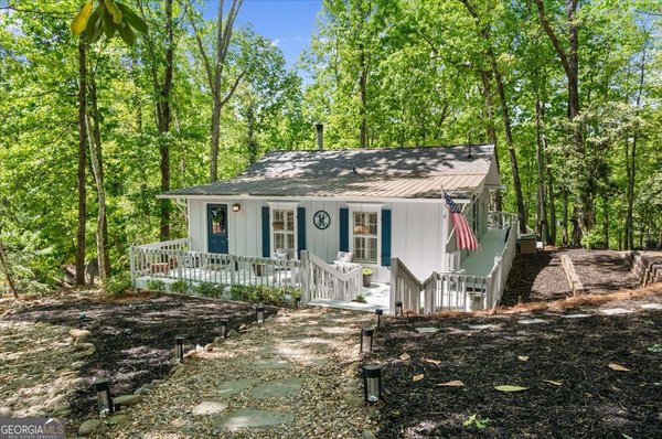 6551 Bermuda Lane, Flowery Branch