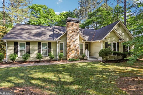 27 General Lee Drive, Newnan