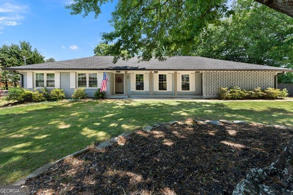 10 Davis Street Cartersville