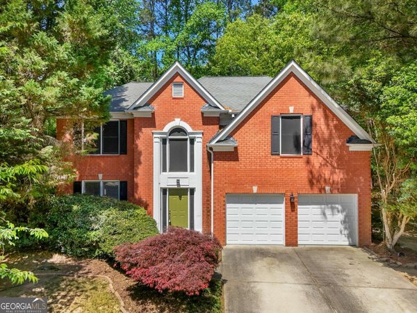 873 Red Rock Court, Suwanee