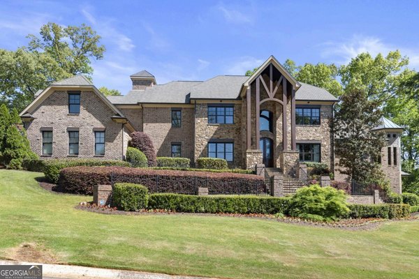 271 Pine Valley Drive, Marietta