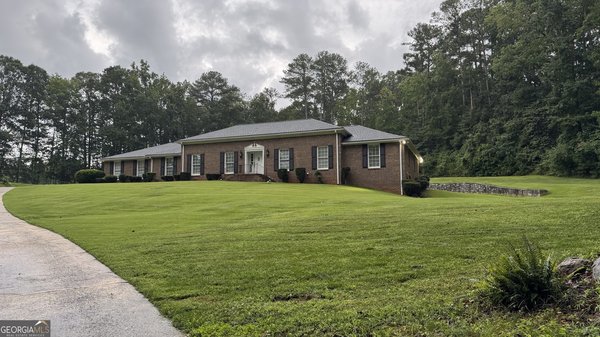 5025 Greentree Trail, South Fulton
